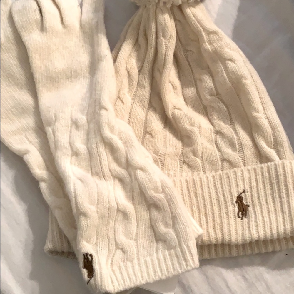 hats and glove set